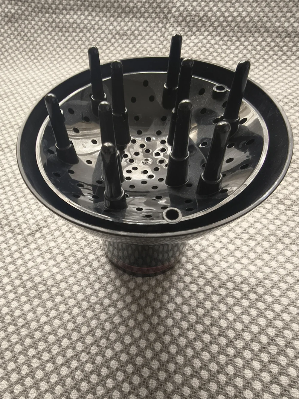 N/A black diffuser